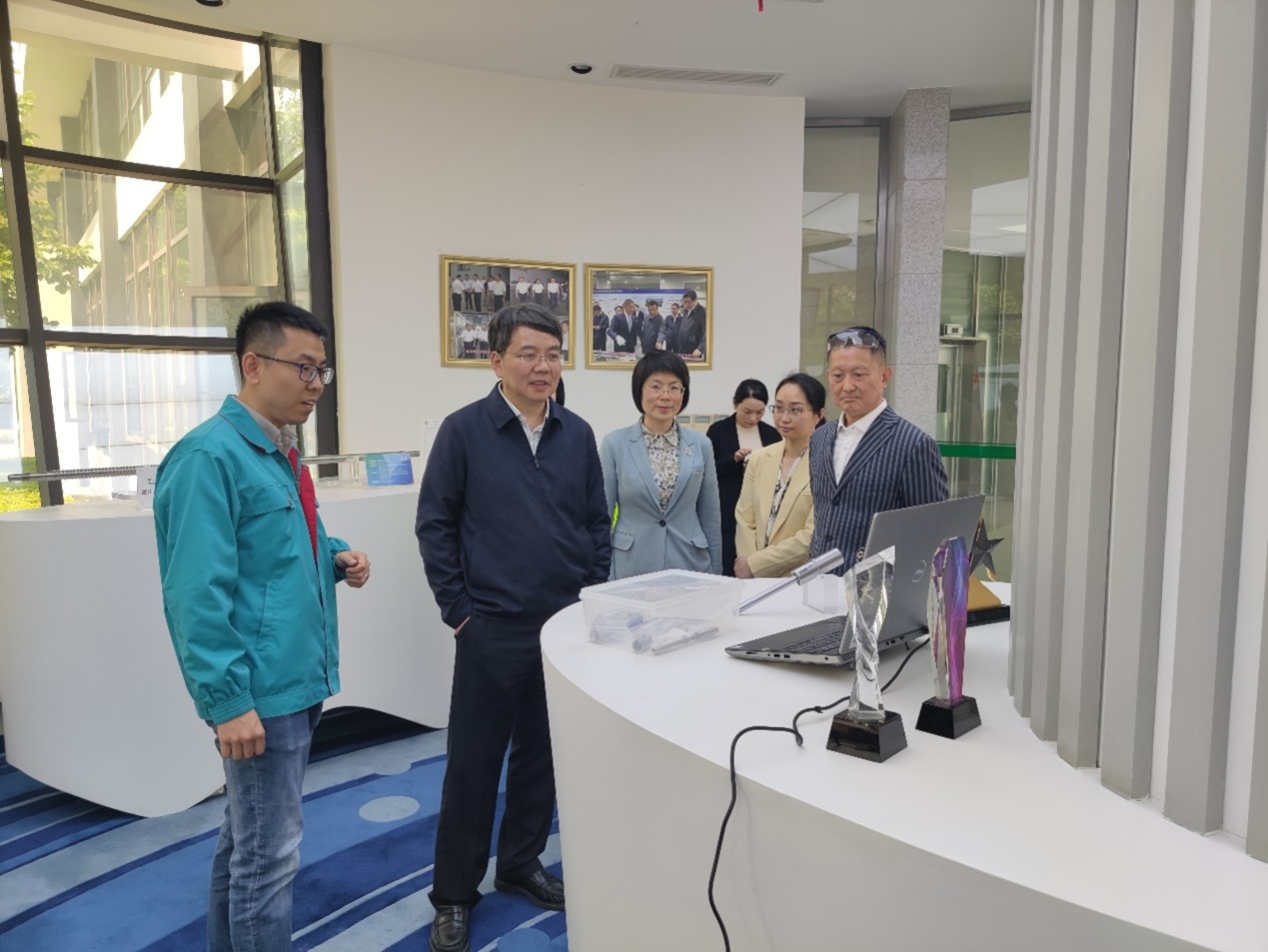 图片4.jpg 图片4.jpg